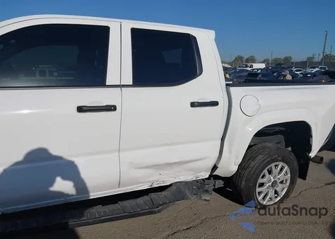 2024 Toyota Tacoma Sr 2Wd z USA, uszkodzony, nr VIN 3TYKD5HN1RT016751